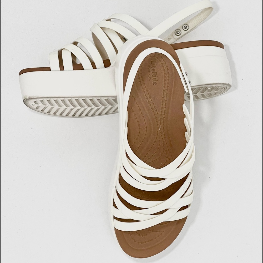 CROCS SANDALS size 7